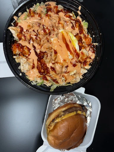 Prime Eatery Burgers & Sandwiches - Dearborn photo 3